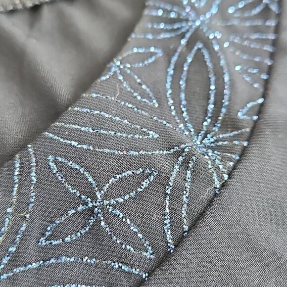 R&M Richards Woman 2 Piece Dress Suit Navy with Blue Embellishments Quiet Luxury - Picture 8 of 16